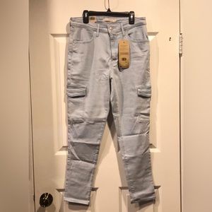 NWT Levi’s 721 High-Rise Skinny Ankle